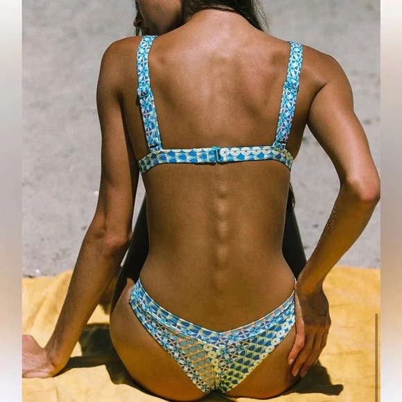 NWT OneOne Swimwear SET Bikini Canggu Pattern Jesse Kameron Blue New Dots Bubble - Picture 5 of 15